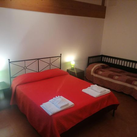 Agriturismo Sentiero Delle Fiabe Villa Sirolo Cameră foto